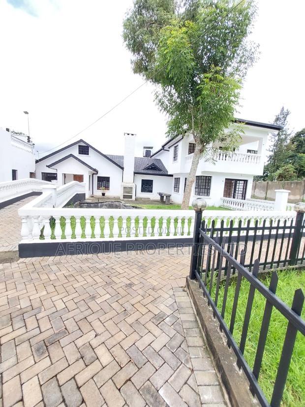 6 Bedroom House Intigoni for a Restaurant.