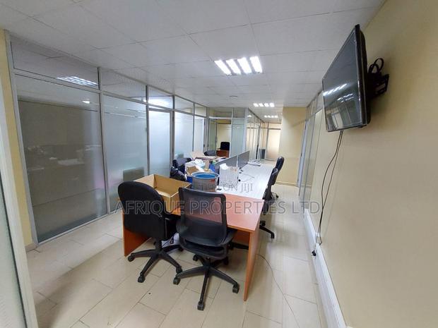 Parkland Spacious Fully Furnished Office to Let