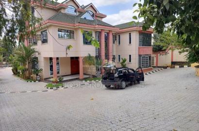 9bdrm Maisonette in Thome Estate for sale