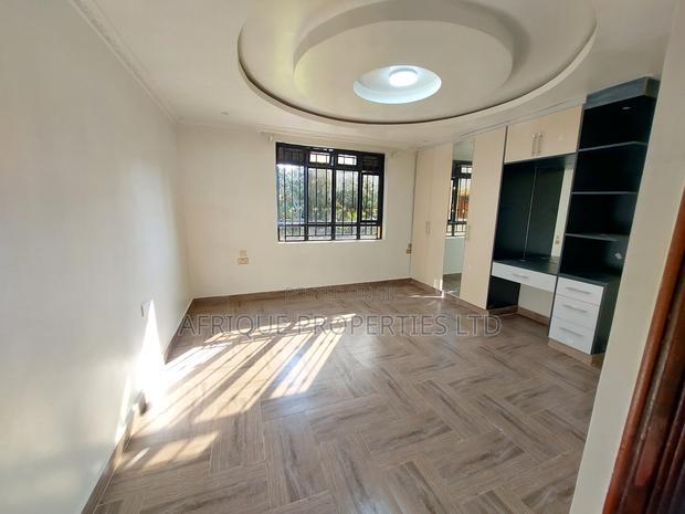7bdrm Mansion in Ridgeway, Ridgeways for rent
