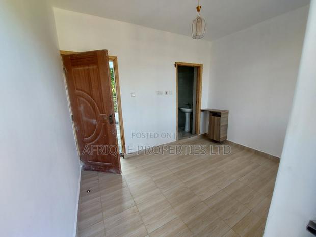 4bdrm Mansion in Kiambu Road for rent