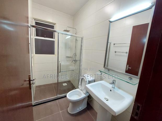 4bdrm Apartment in Westland, Westlands for rent