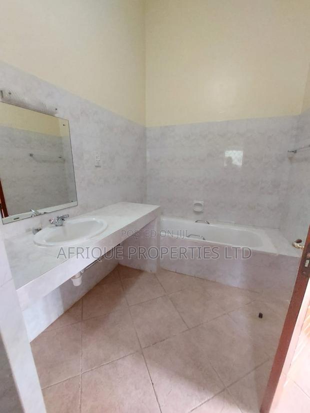 5bdrm Mansion in Runda for rent