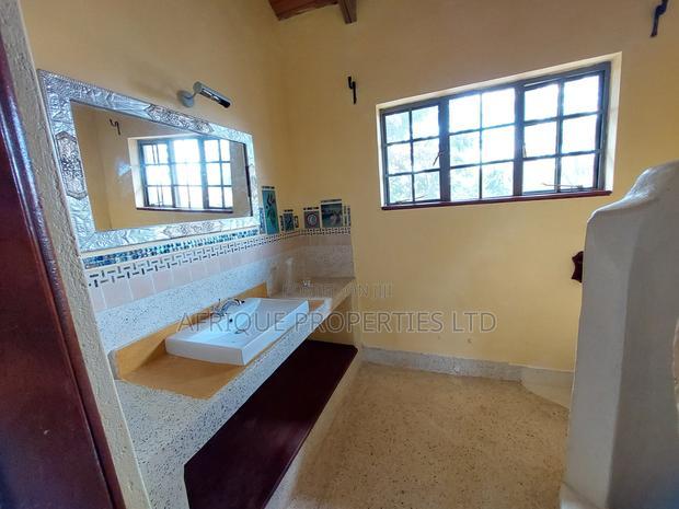 4bdrm Mansion in Ruiru for sale