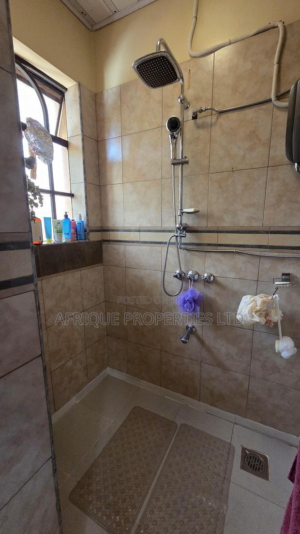 4bdrm Mansion in Kitisuru for sale