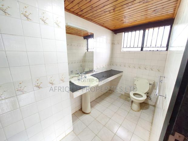 5bdrm Mansion in Runda for rent