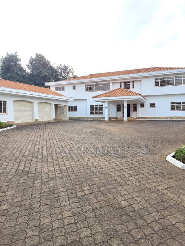 5bdrm Mansion in Runda for rent