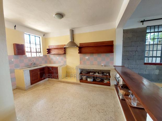 4bdrm Mansion in Ruiru for sale