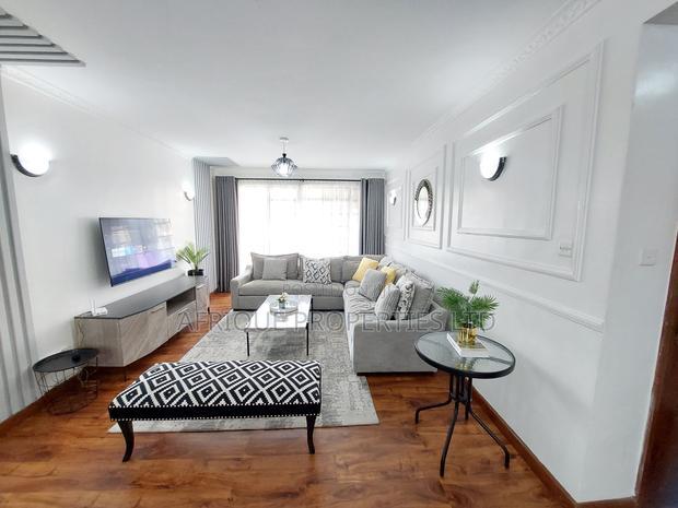 Furnished 2bdrm Apartment in Riverside for rent