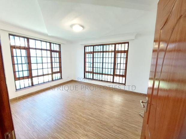 4bdrm Mansion in Runda for rent