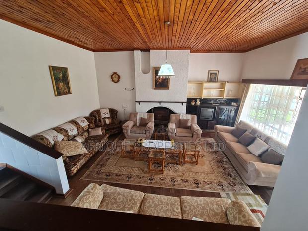 4bdrm Bungalow in Loresho for sale
