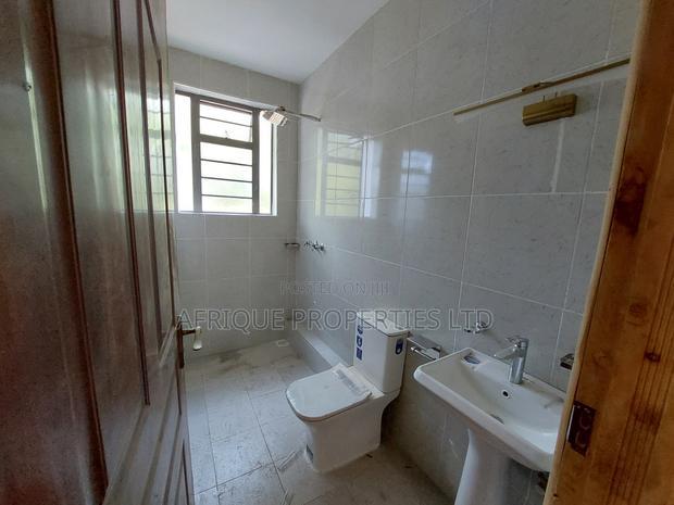 4bdrm Mansion in Kiambu Road for rent