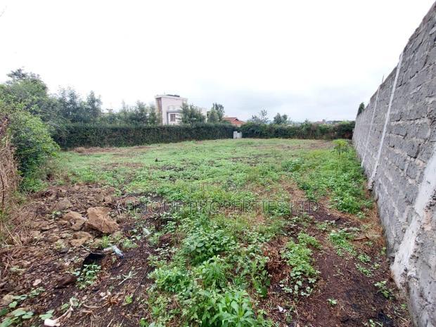 Membly Residential1,4 Plot for Sale