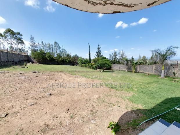 4bdrm Mansion in Naivasha for sale