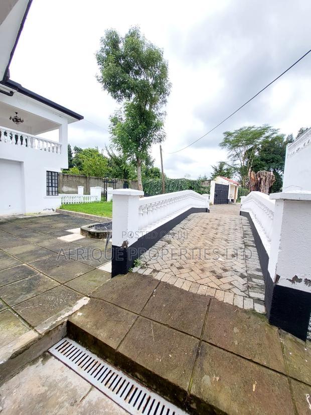 6 Bedroom House Intigoni for a Restaurant.