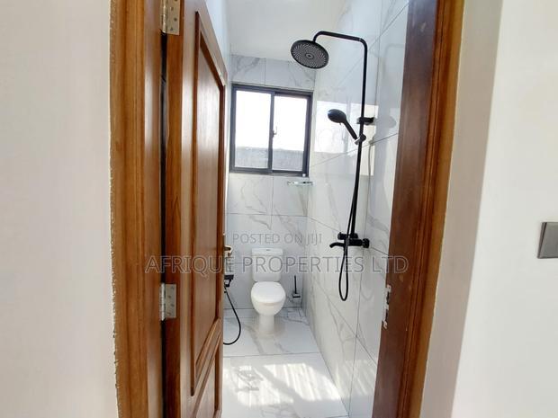 3bdrm Mansion in Mtwapa for sale