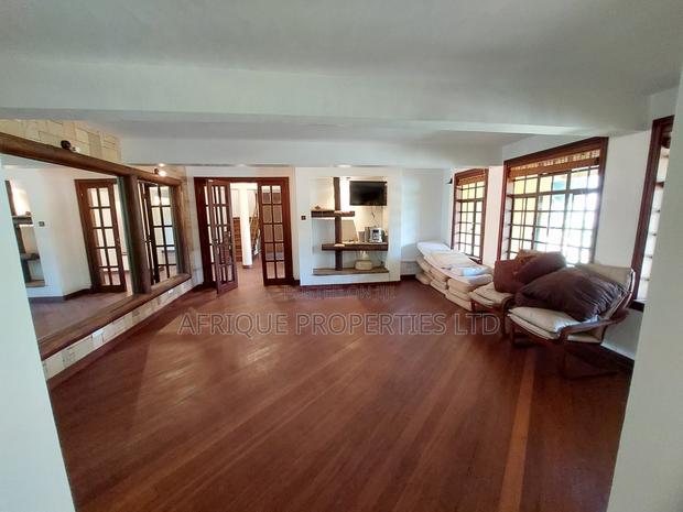 6bdrm Mansion in Runda for rent