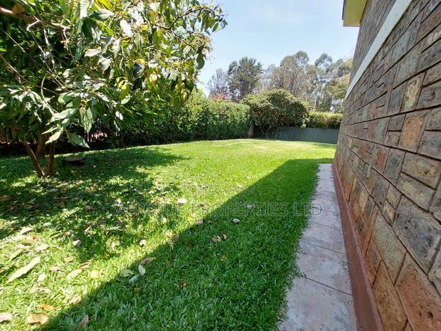5bdrm House in Garden Estate, Thome for sale