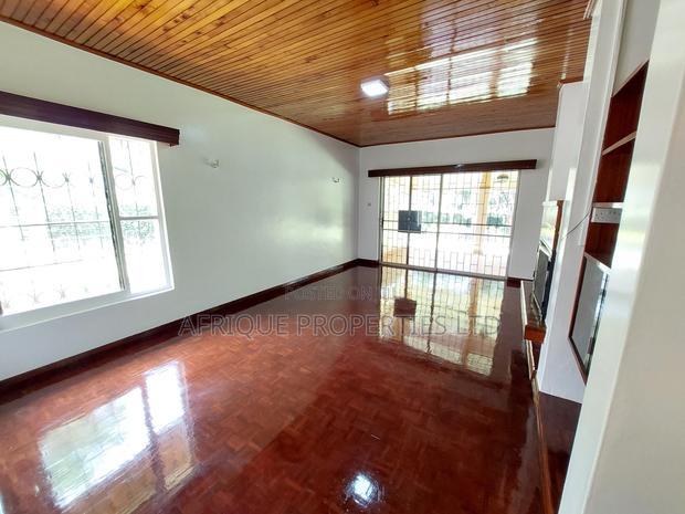 4bdrm Bungalow in Runda for rent