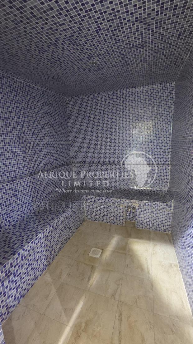 4bdrm Apartment in Parklands for sale