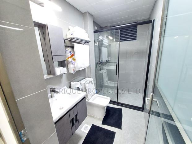 Furnished 2bdrm Apartment in Riverside for rent