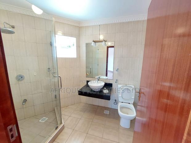 5bdrm Mansion in Runda for rent