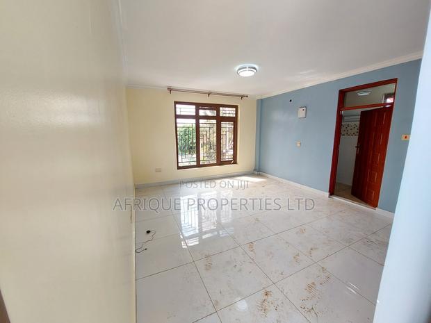 5bdrm Mansion in Thome for rent