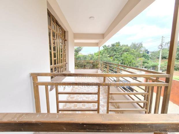 Mini Flat in Thome Estate for rent