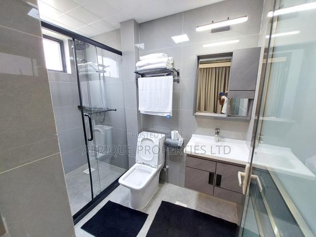 Furnished 2bdrm Apartment in Riverside for rent