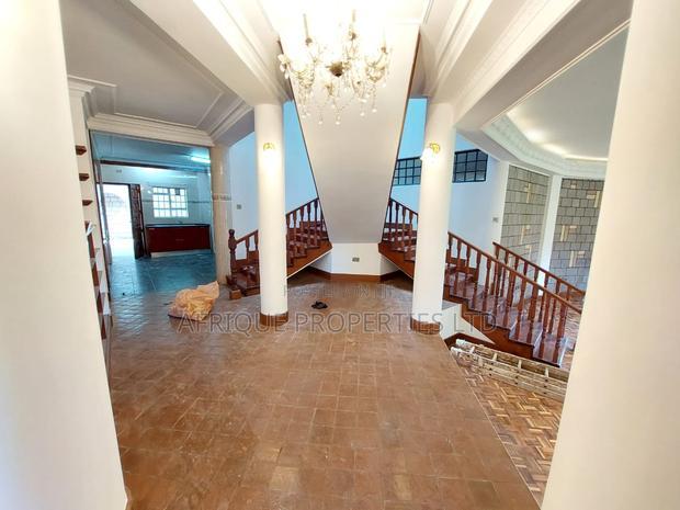 5bdrm Mansion in Runda for rent