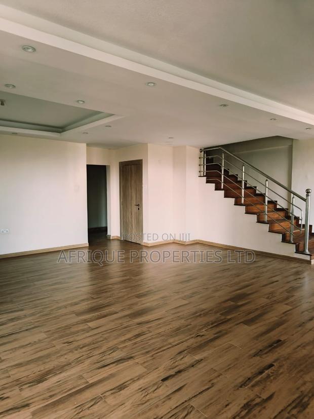 5bdrm Apartment in Parkland, Parklands/Highridge for rent