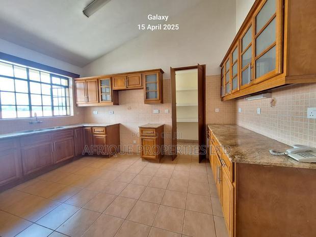 3bdrm Apartment in Westland, Westlands for rent