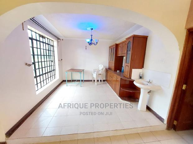 5bdrm Mansion in Membly Estate for sale