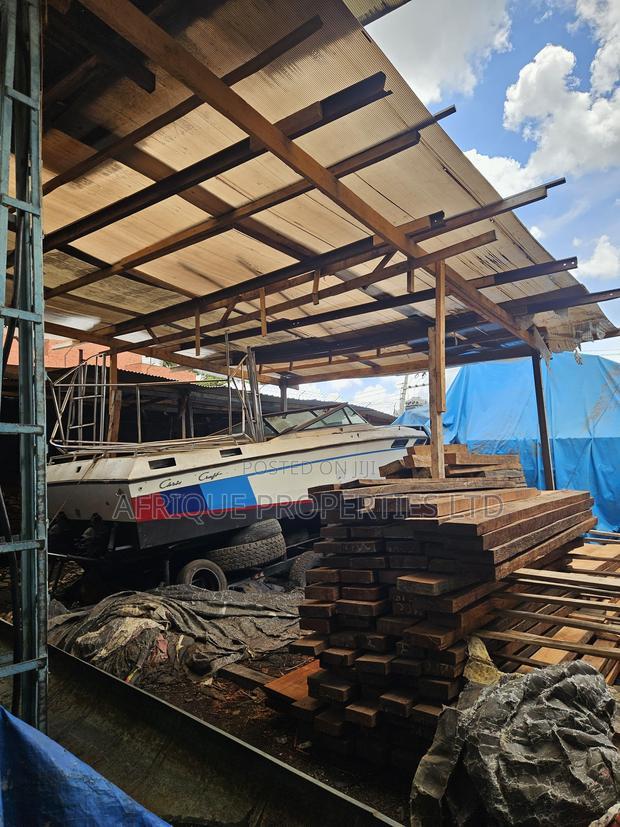 Prime Godown for Sale in Industrial Area