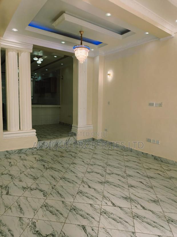 5bdrm Mansion in Membley for rent