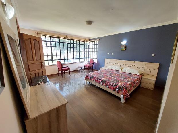 Furnished 5bdrm Mansion in Runda for rent