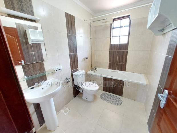 4bdrm Mansion in Kiambu Road for rent
