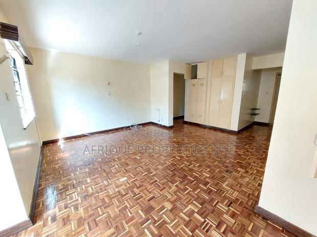 4bdrm Mansion in Kiambu Road for rent