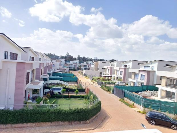 4bdrm Mansion in Runda for rent