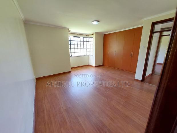 4bdrm Mansion in Kiambu Road for rent