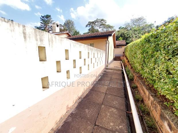 5bdrm Bungalow in Loresho for sale
