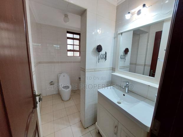 4bdrm Mansion in Runda for sale