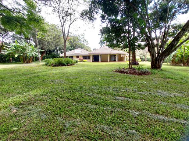 4bdrm Bungalow in Runda for rent