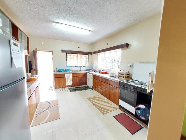 5bdrm Mansion in Runda for sale