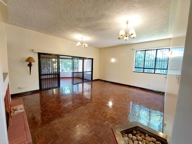 5bdrm Mansion in Runda for rent