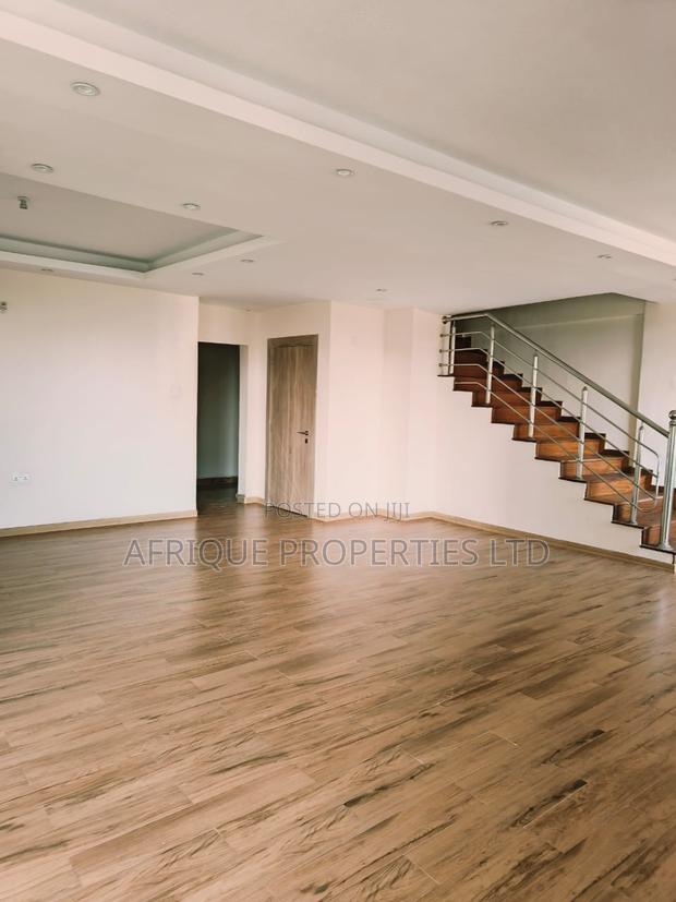 5bdrm Apartment in Parkland, Parklands/Highridge for rent