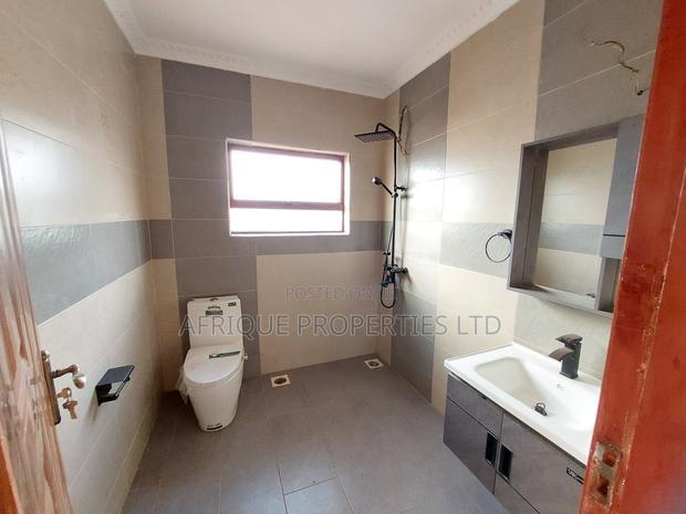 5bdrm Mansion in Kitisuru for sale
