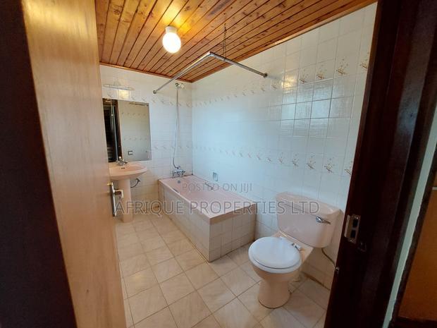 4bdrm Mansion in Runda for sale