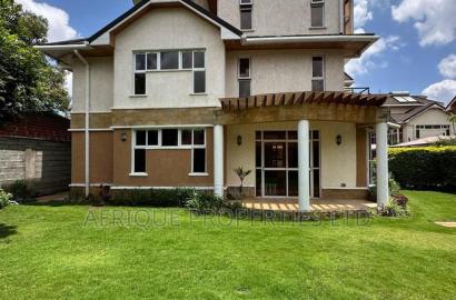 5bdrm Mansion in Lavington for sale