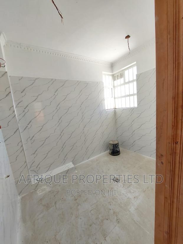 5bdrm Mansion in Membley for sale